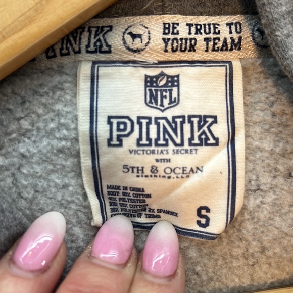 Pittsburgh Steelers Pink Brand Sweatshirt - Picture 4 of 5